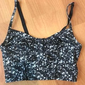 Lululemon sports bra top